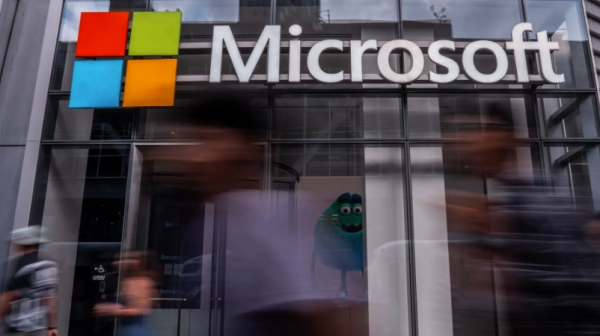 Падение Microsoft на 570 миллиардов долларов предвещает худший месяц с 2000 года